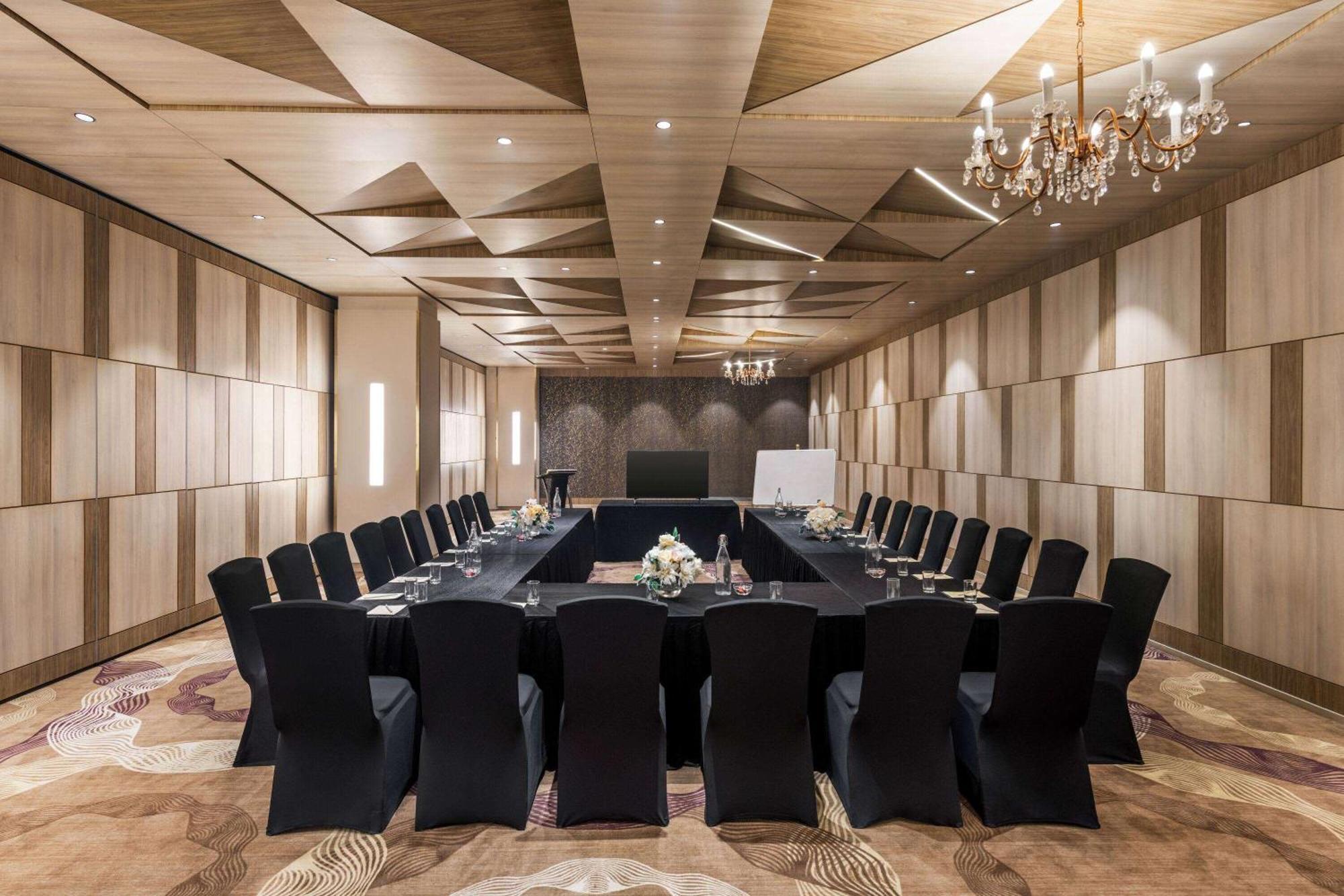 Wyndham Garden Sonipat Murthal Bagian luar foto